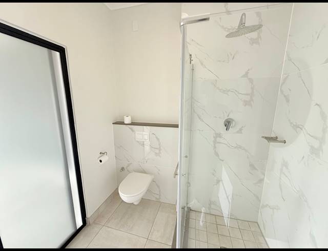 3 BEDROOM APARTMENT TO LET IN IZINGA